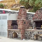 D' Amigos Superior Cave House With Outdoor Hottub 公寓 *