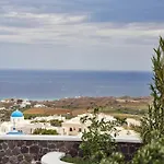 D' Amigos Superior Cave House With Outdoor Hottub * Vourvoúlos