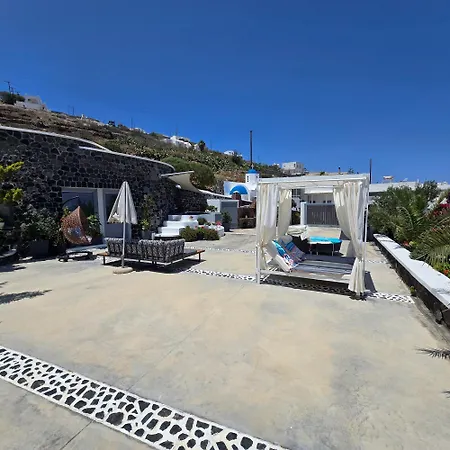 D' Amigos Superior Cave House With Outdoor Hottub * Vourvoúlos