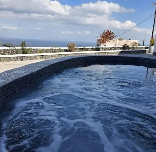 D' Amigos Superior Cave House With Outdoor Hottub Appartement