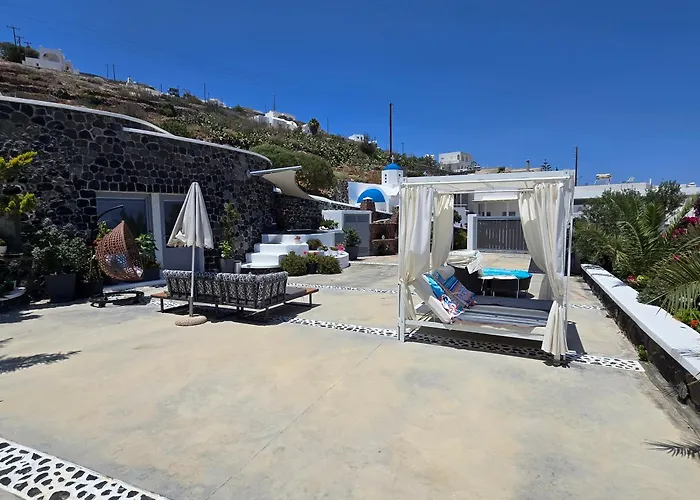 D' Amigos Superior Cave House With Outdoor Hottub * Vourvoulos